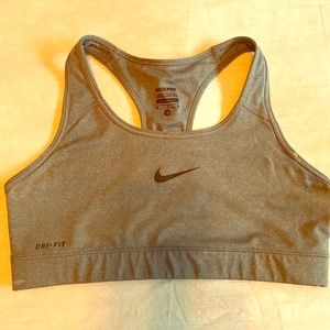Nike Pro Sports Bra